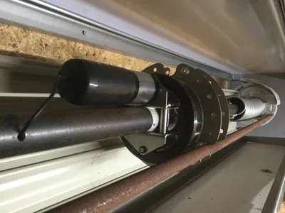 センタープーリー取り付け後の左側